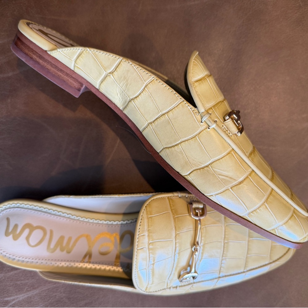 Sam Edelman Flats - Picture 2 of 6